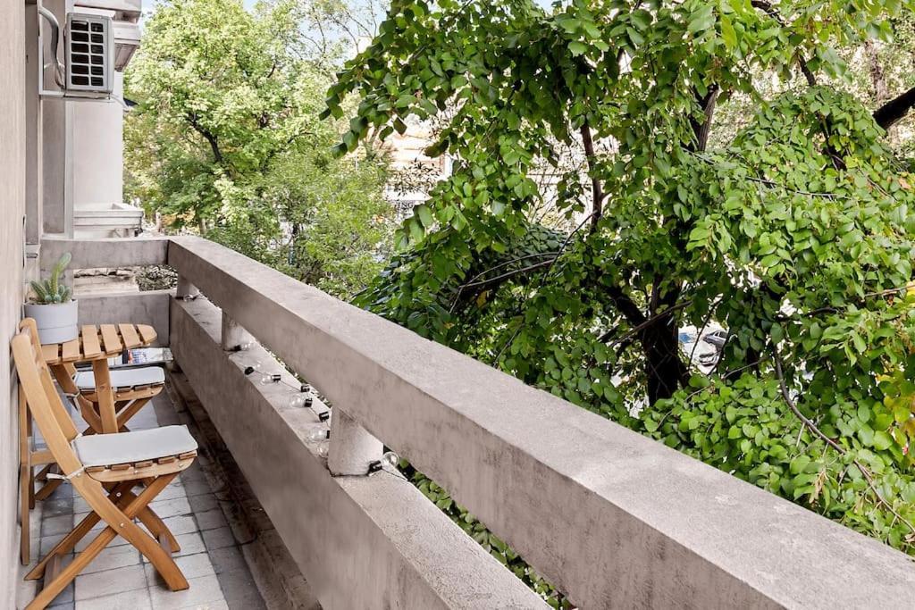 Ultra-Central University Square Apartament Apartament Букурещ Екстериор снимка